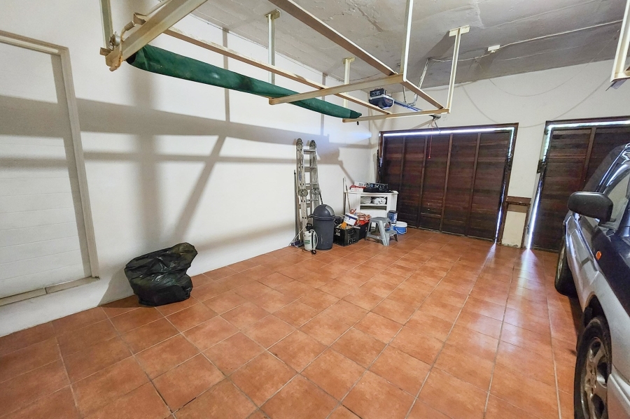 4 Bedroom Property for Sale in Westhill Western Cape